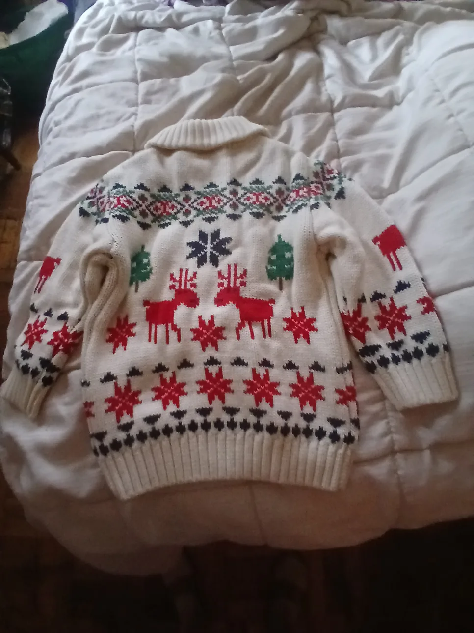 Hanna Anderson  unisex sweater image indicator(2)