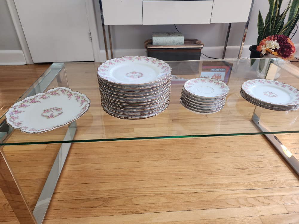 Vintage Elite Works Limoges Set with Floral Design - photo 4