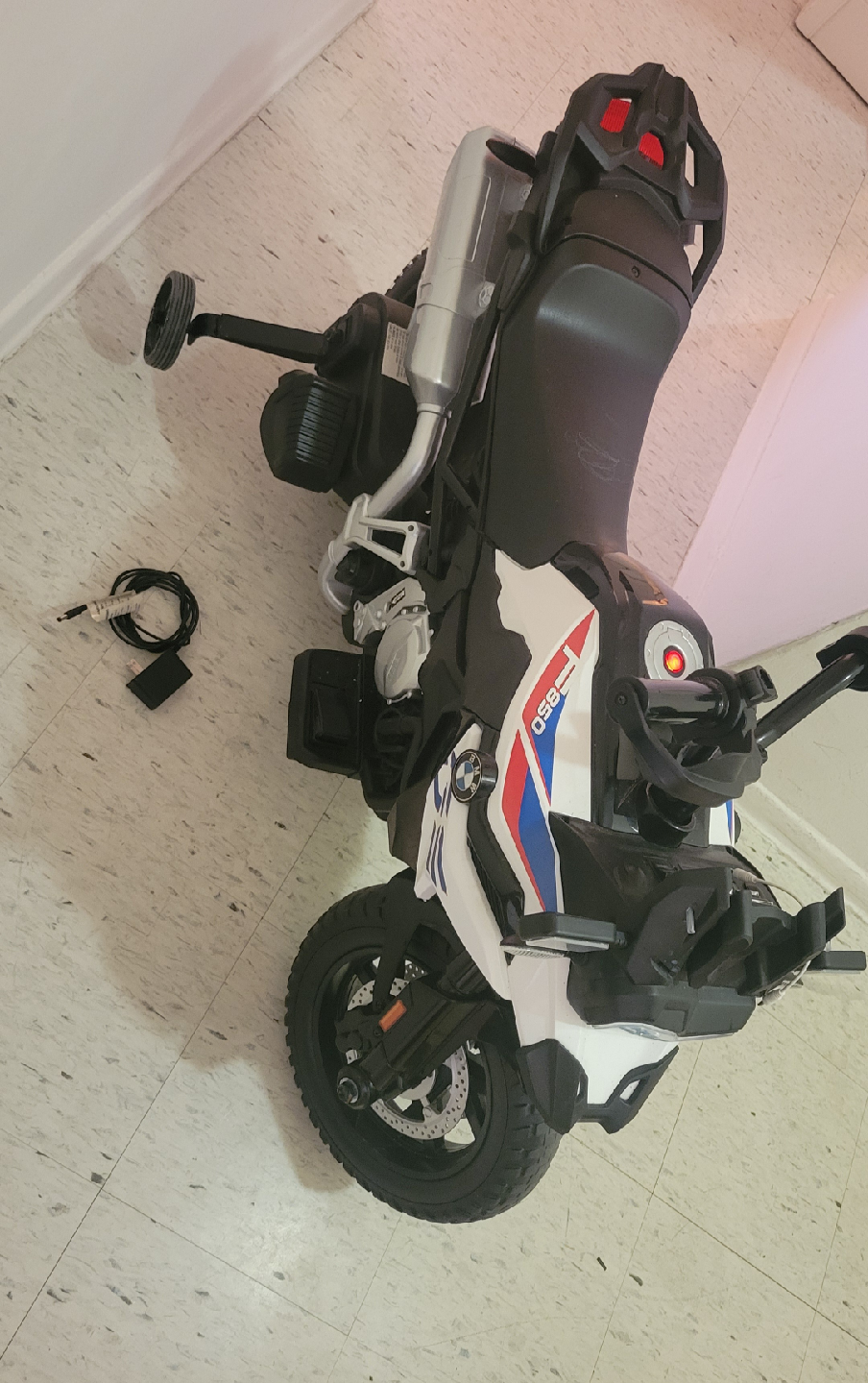 Kids Ride-On Motorcycle - photo 4