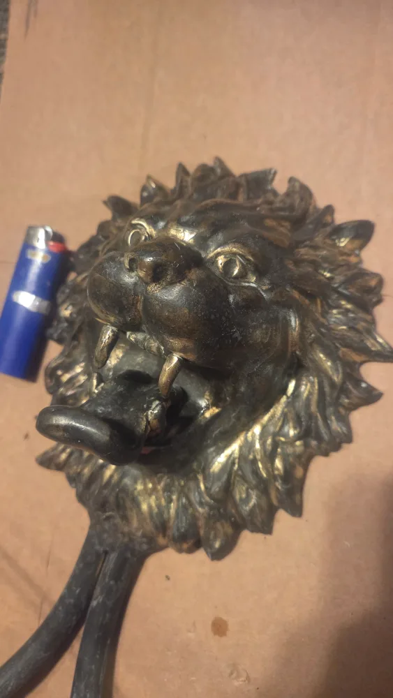 2 Unique 2 Light Cast Brass Lion's Head Wall Sconce image indicator(7)