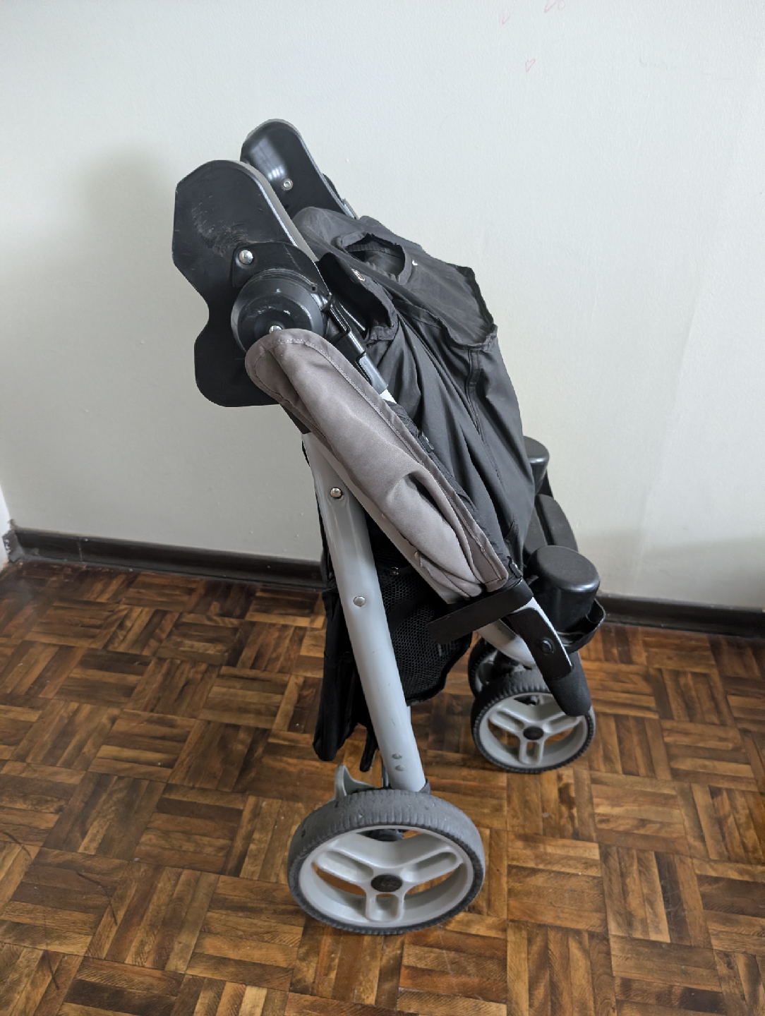 Graco Stroller - Great Condition! - photo 4