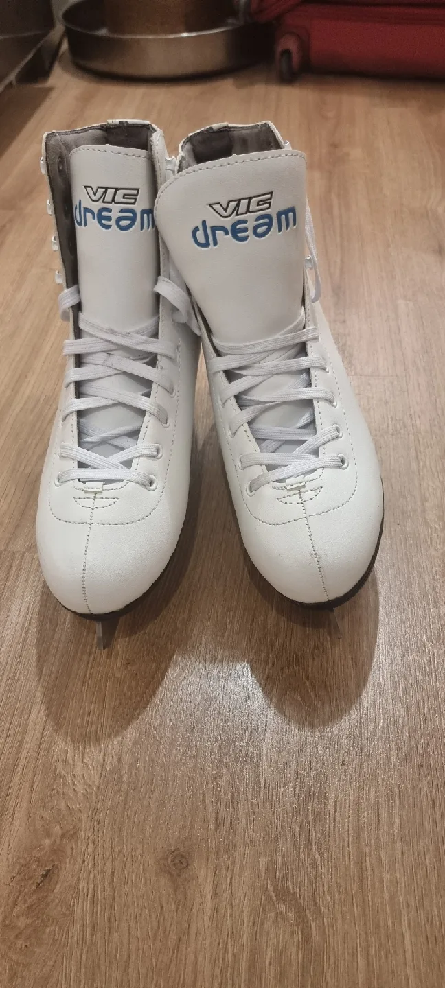 Vic Dream Ice Skates - US Size 10 thumbnail