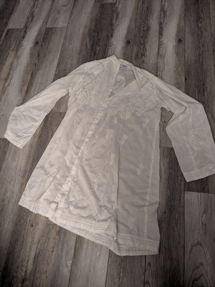 Assorted Women's Tops - photo 3