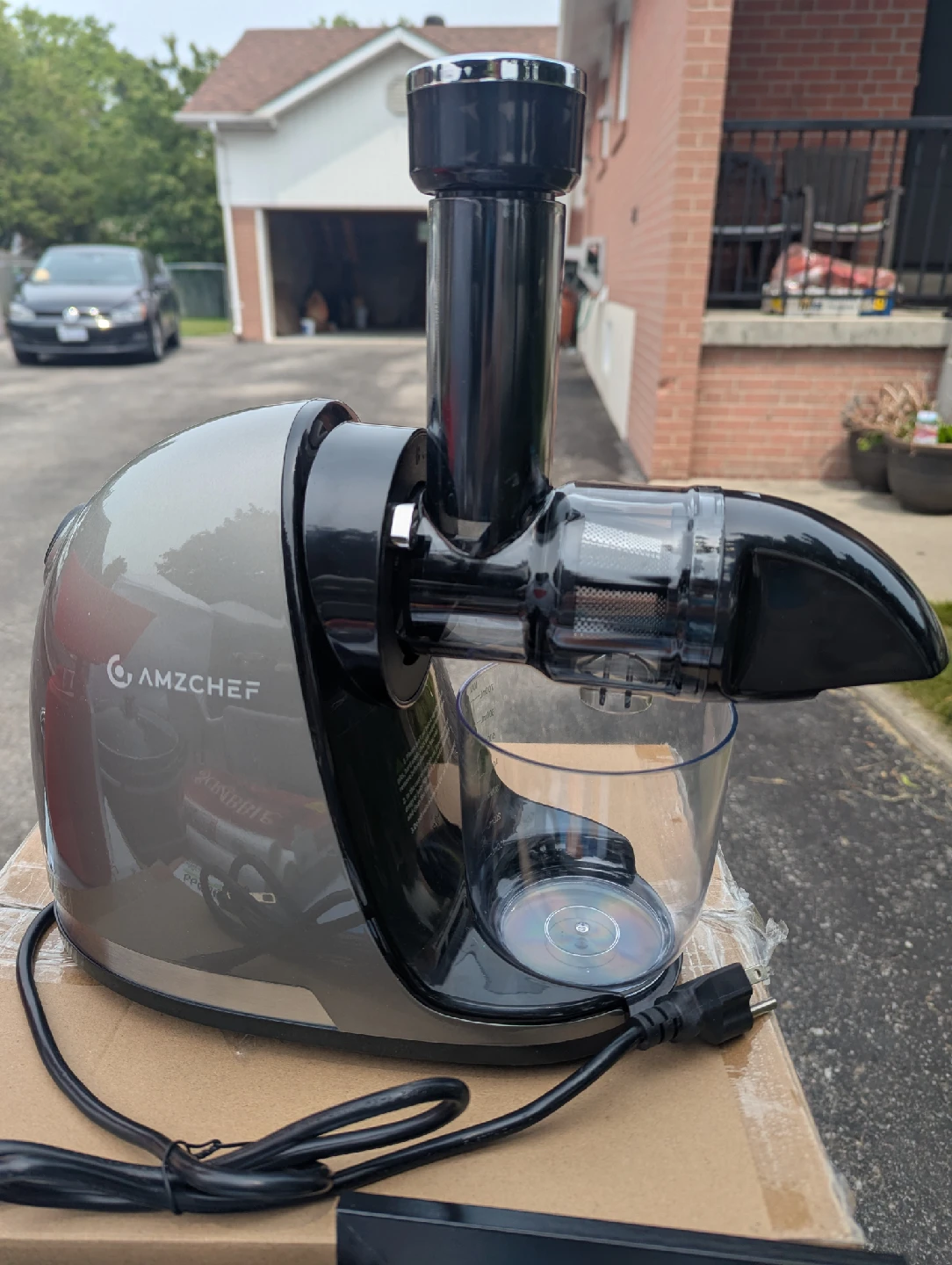 Brand new Amzchef  Slow Press Cold Juicer