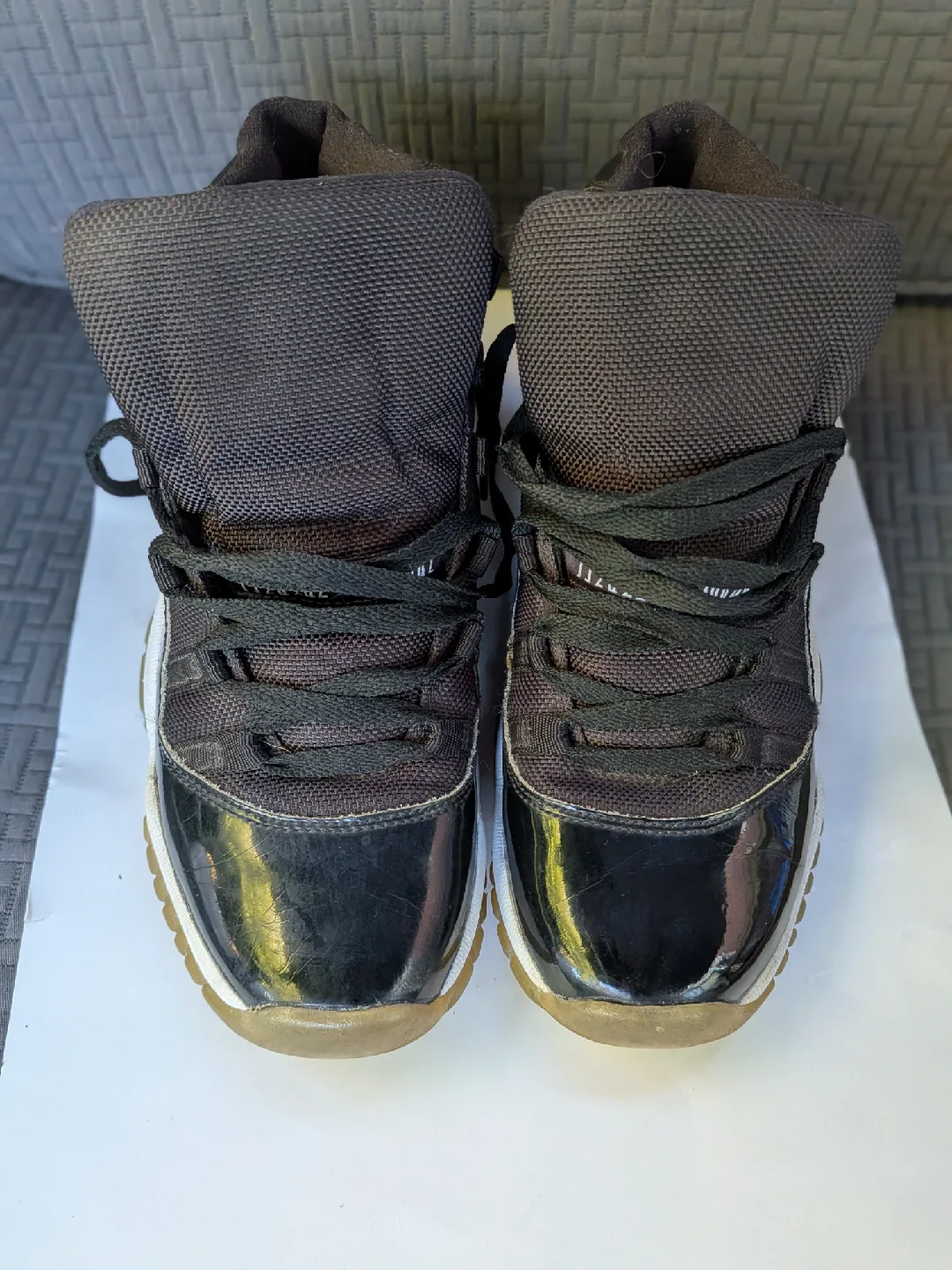 Air Jordan 11 Retro Black/Royal Blue youth 8 image indicator(8)