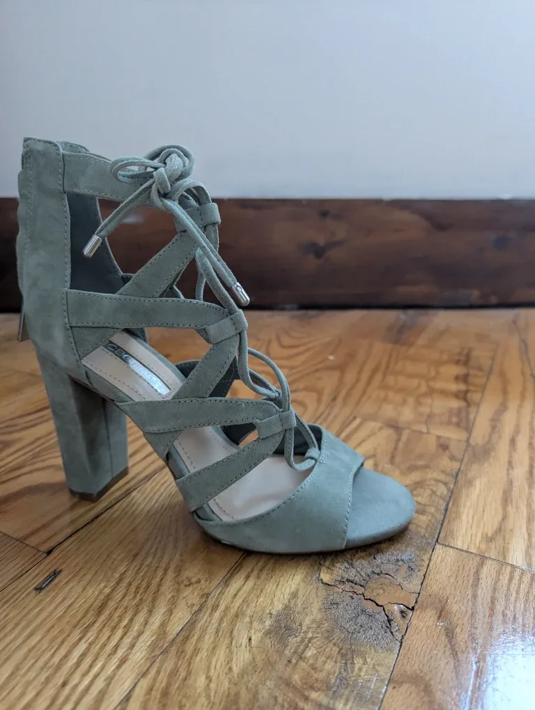 BCBGeneration Sage Green Heels Size 6 image indicator(3)