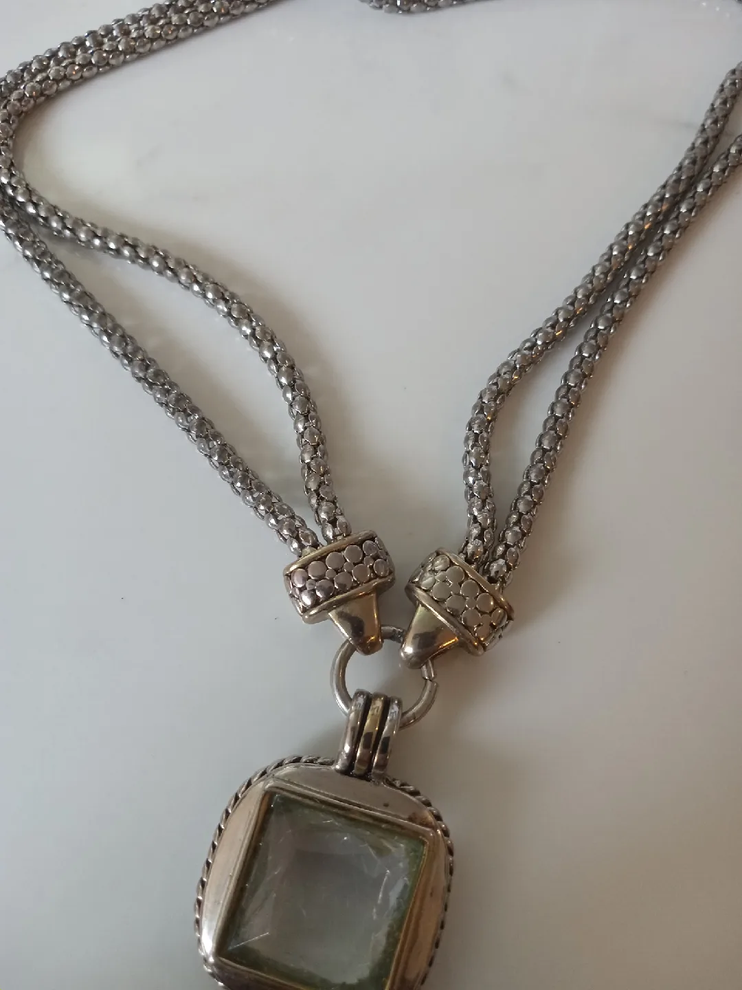 Silver Tone Pendant Necklace image indicator(2)