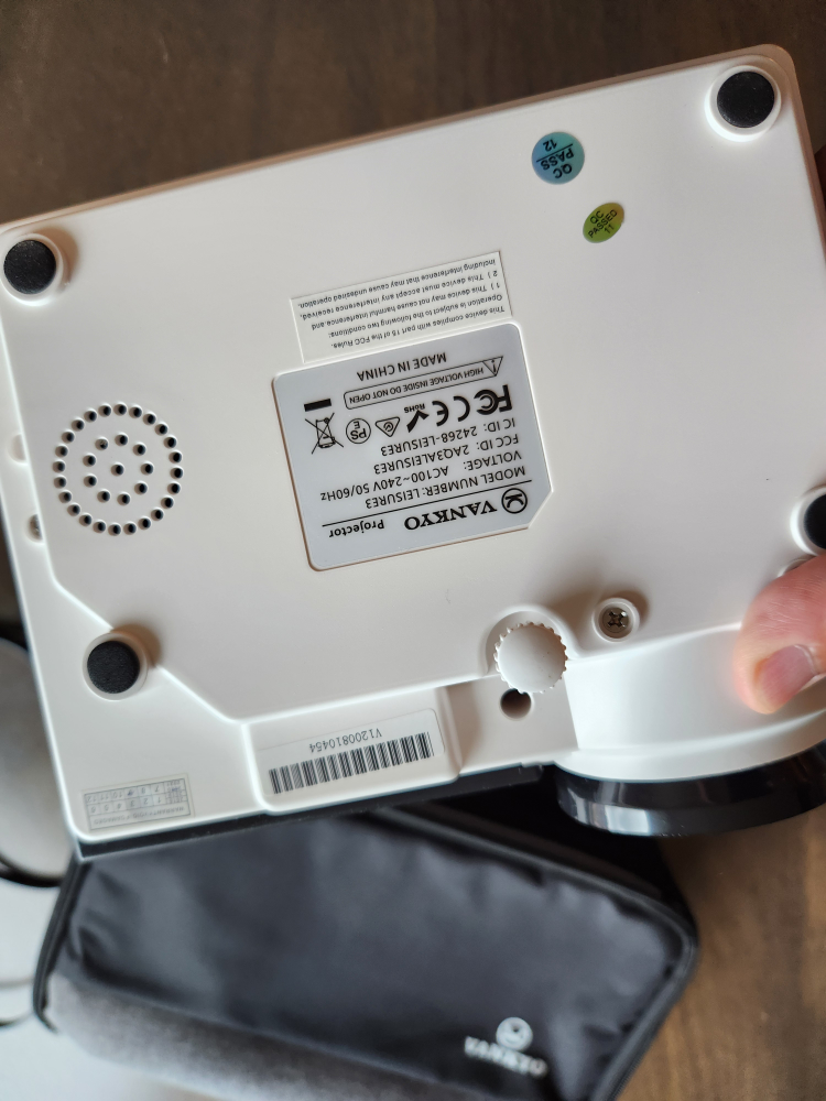 VANKYO Leisure Projector with Case - photo 4