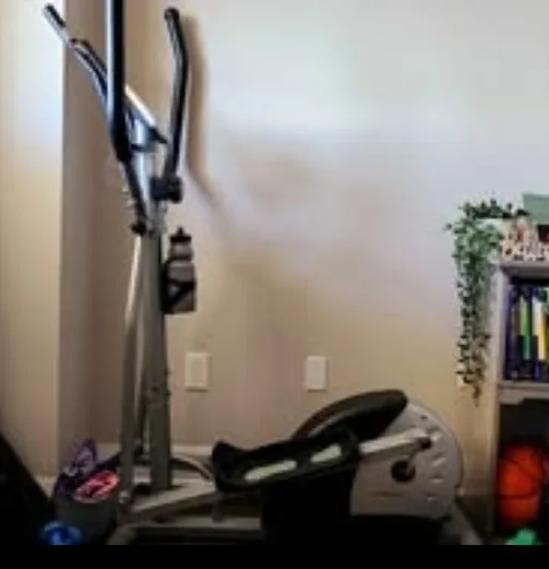 Cardio style elliptical Trainer ET150 image indicator(6)