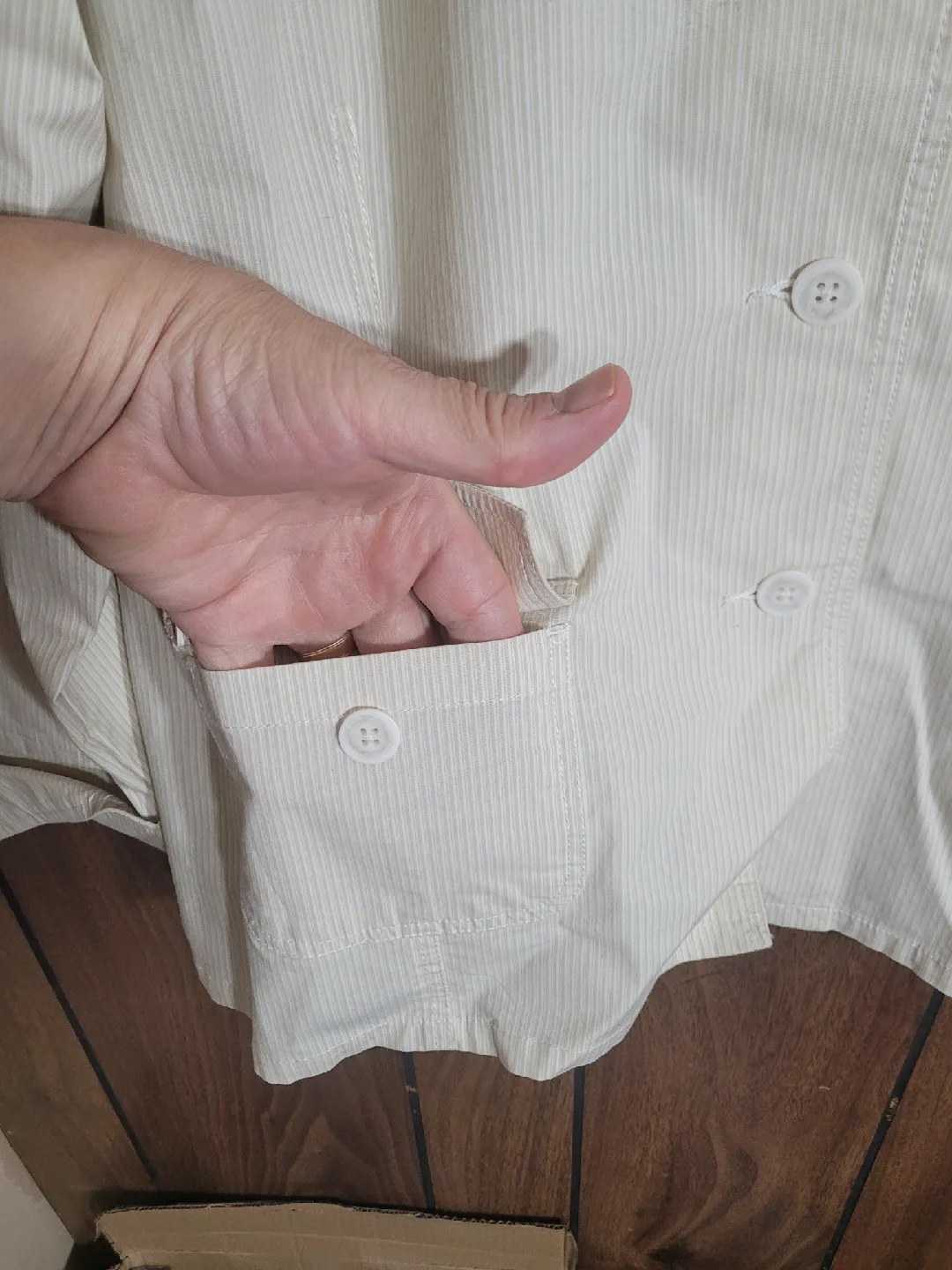 Susan Bristol XL Beige Striped Jacket image indicator(3)