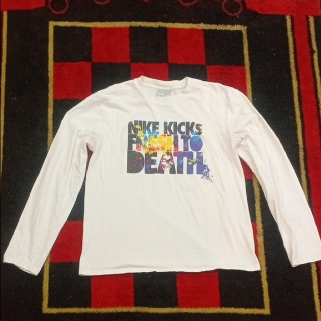 Nike Kicks Fresh to Death Graphic Tee - Size M