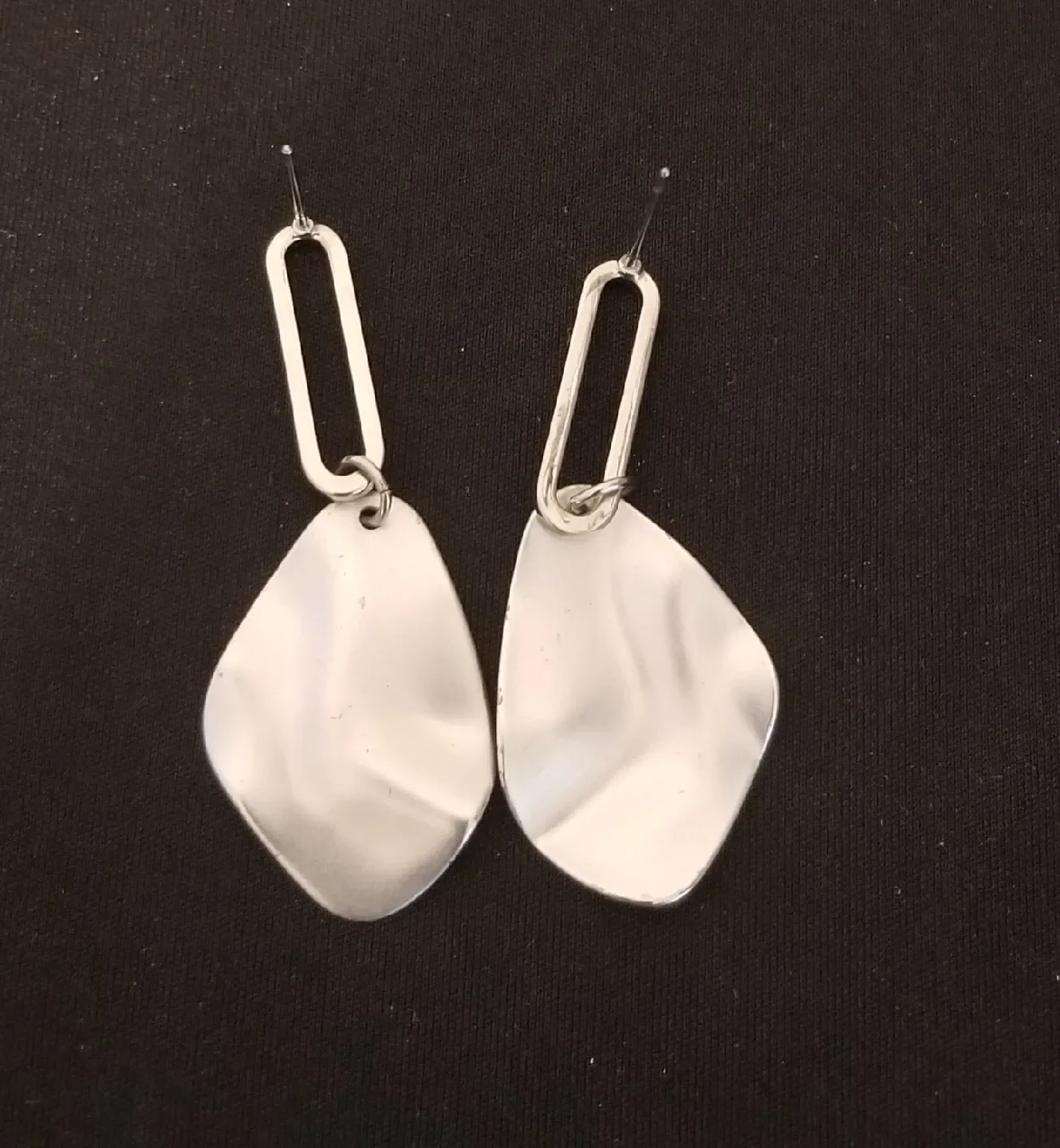 Reitman's Bracelet,Silver Long Chain & Earrings image indicator(6)