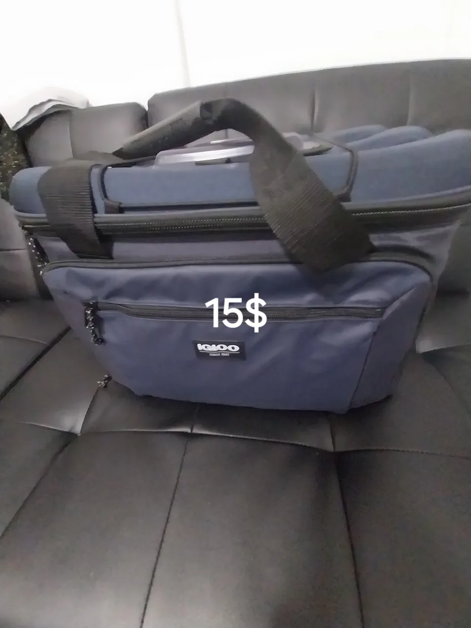 Mixed lot of kids and adult clothing image indicator(4)