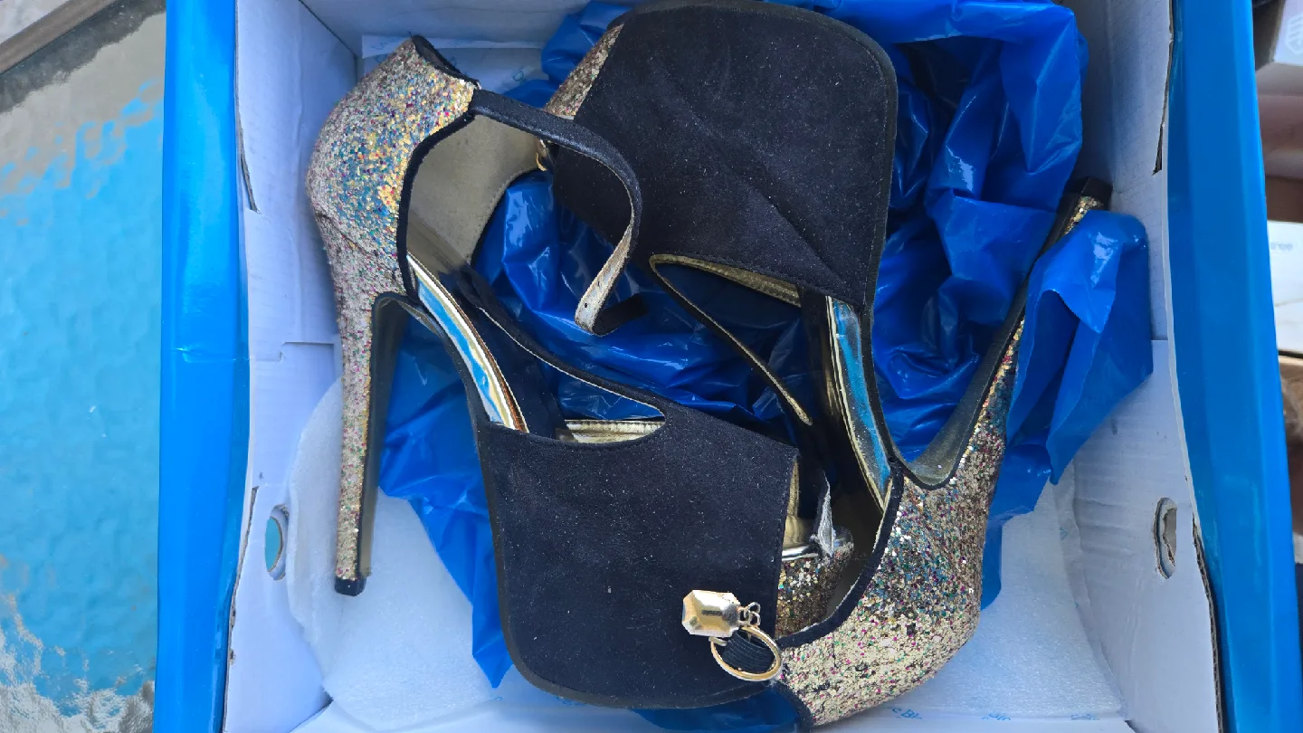 Michael Antonio Black Heels, Size 6.5 image indicator(2)