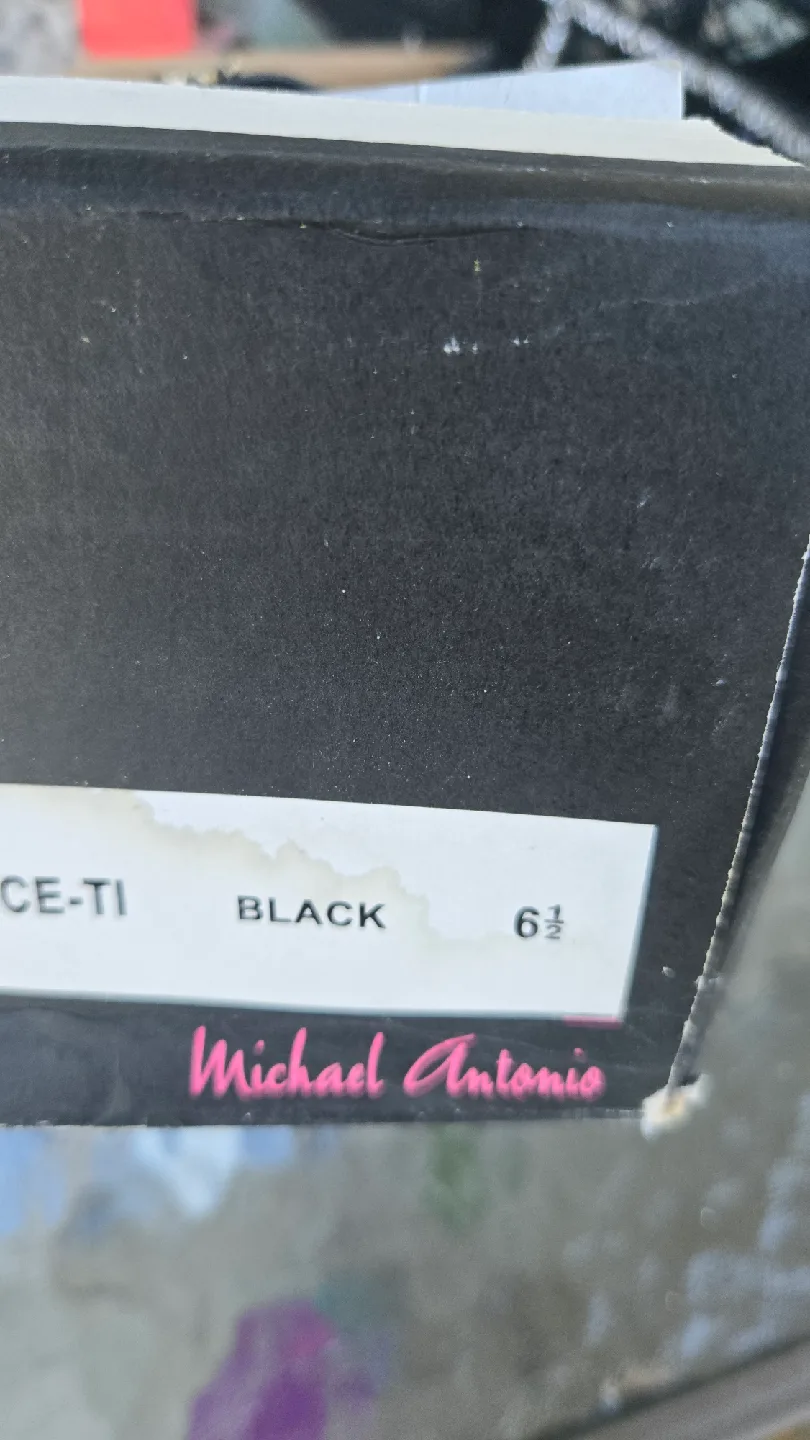 Michael Antonio Black Heels, Size 6.5 image indicator(5)