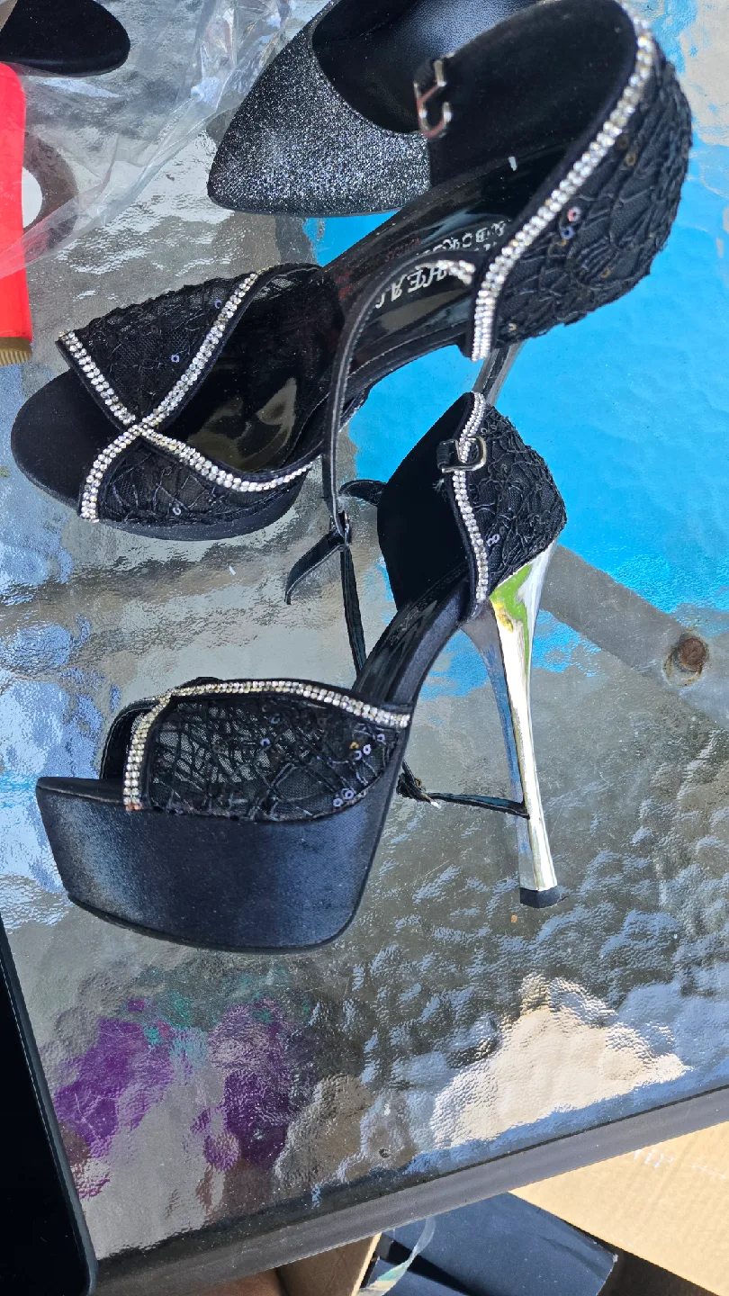 Michael Antonio Black Heels, Size 6.5 image indicator(8)