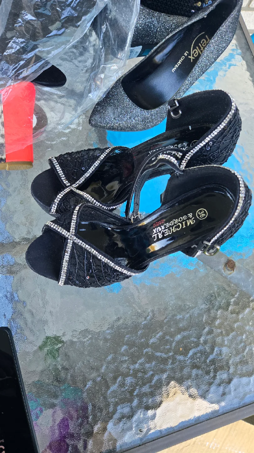 Michael Antonio Black Heels, Size 6.5 image indicator(9)