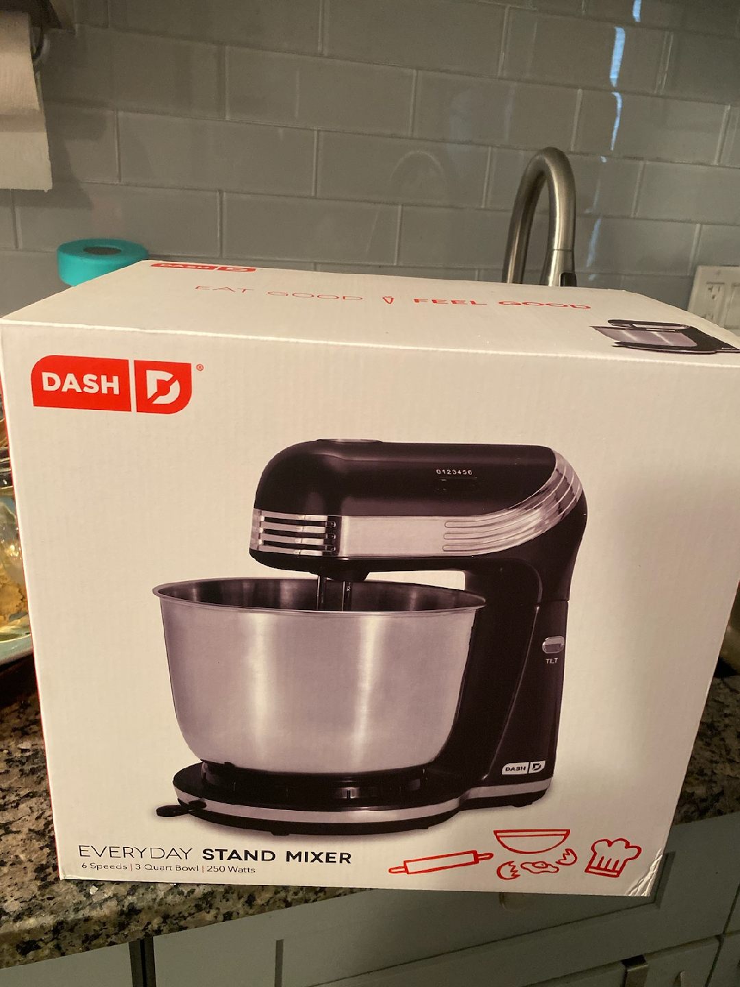 Dash Stand 6 speed mixer