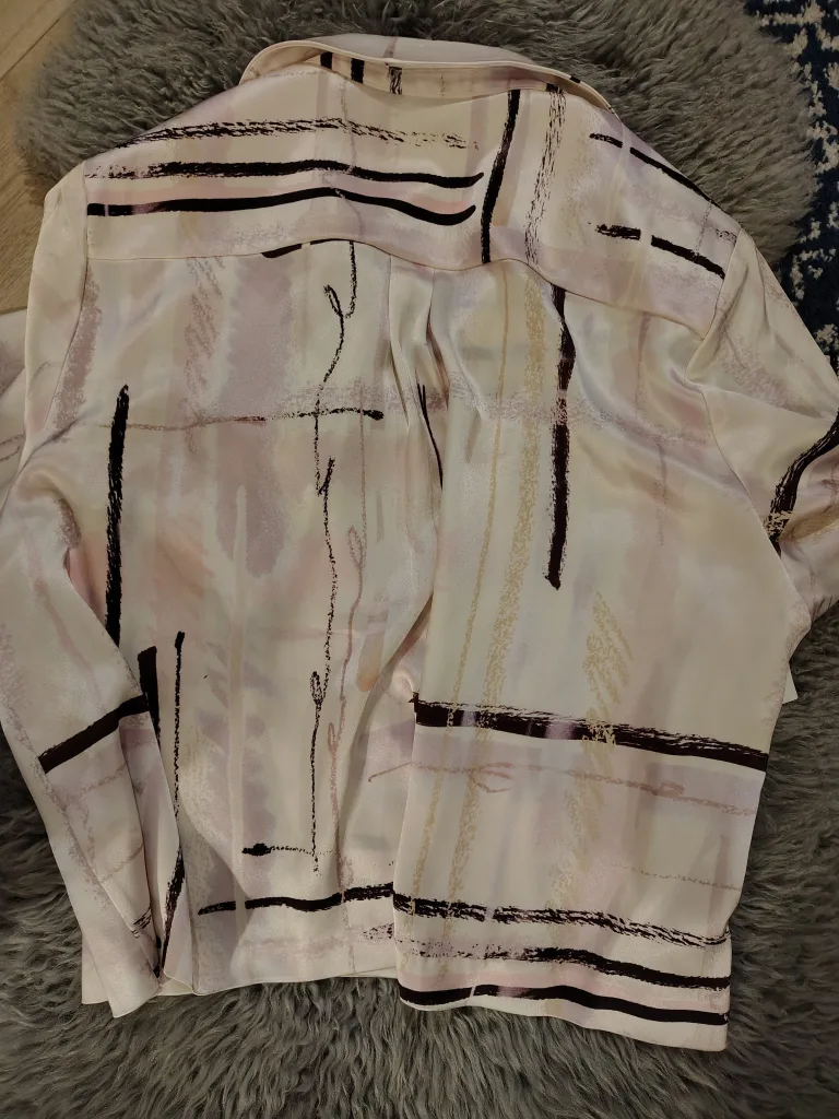 Babaton silky Shirt - Light Creme - Size L image indicator(2)