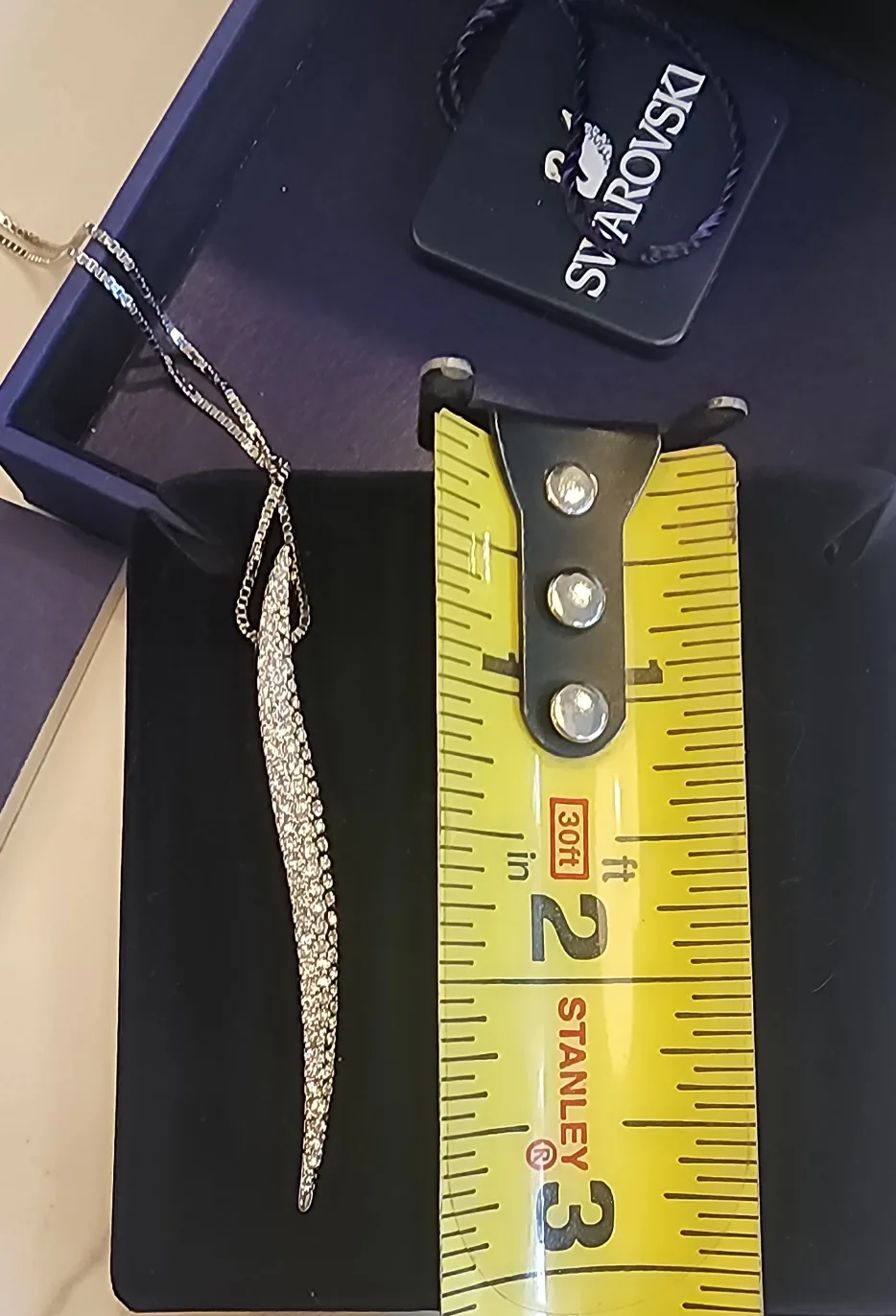 Swarovski Crystal Necklace with Box image indicator(4)