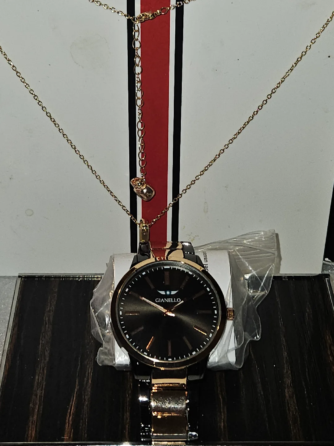 Gianello Italian Design Watch - Black & Rose Gold image indicator(7)