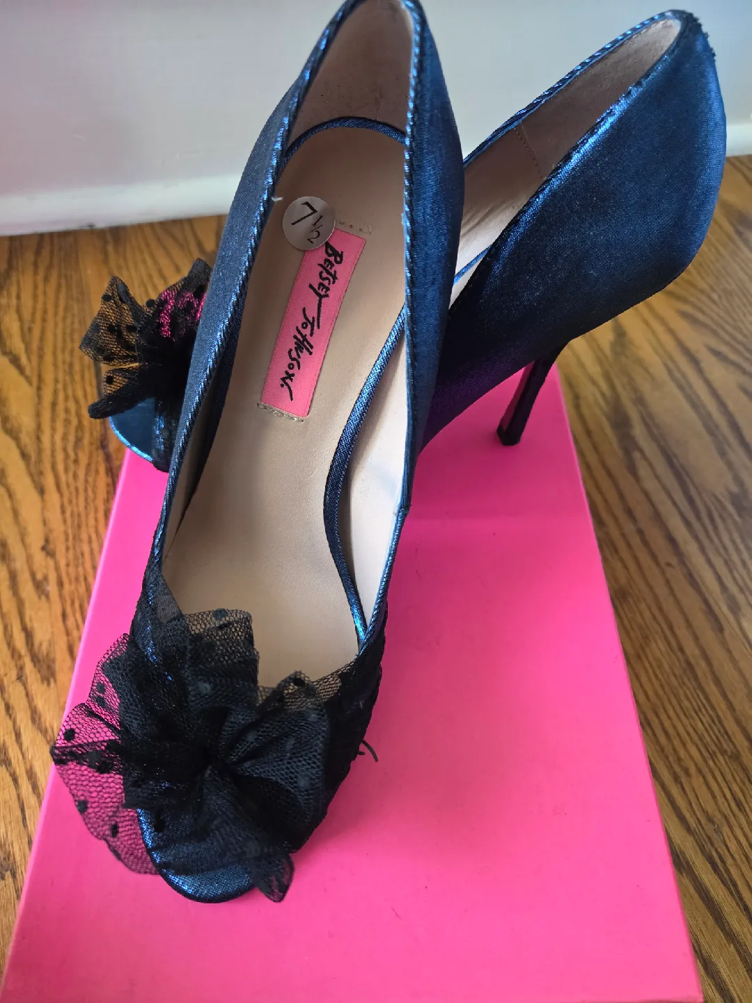 Betsey Johnson Bonnie Blue Heels - Size 7.5
