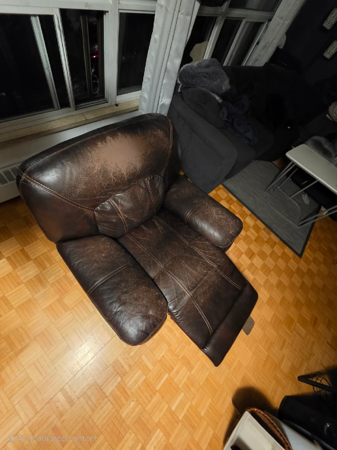 Brown Leather Recliner Chair image indicator(3)