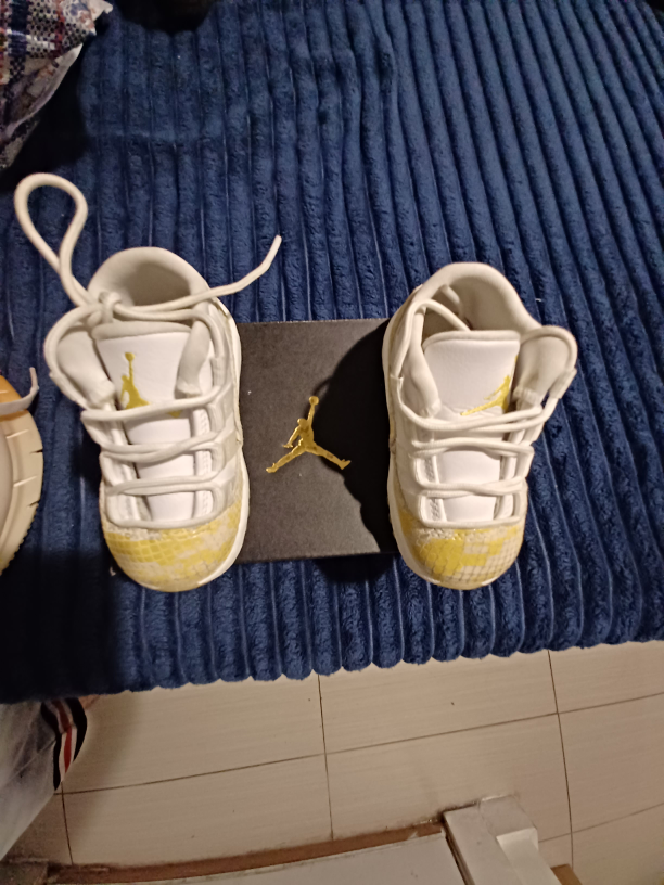Jordan 11 Retro Low Toddler Shoes - Size 1.5 - photo 2