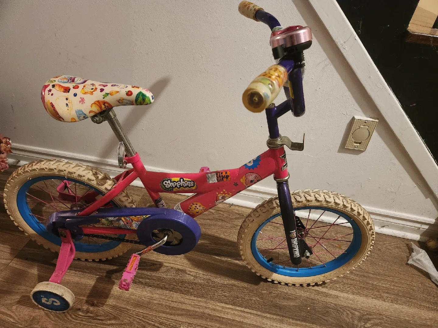 Shopkins Kids' Bike - Pink & Purple thumbnail