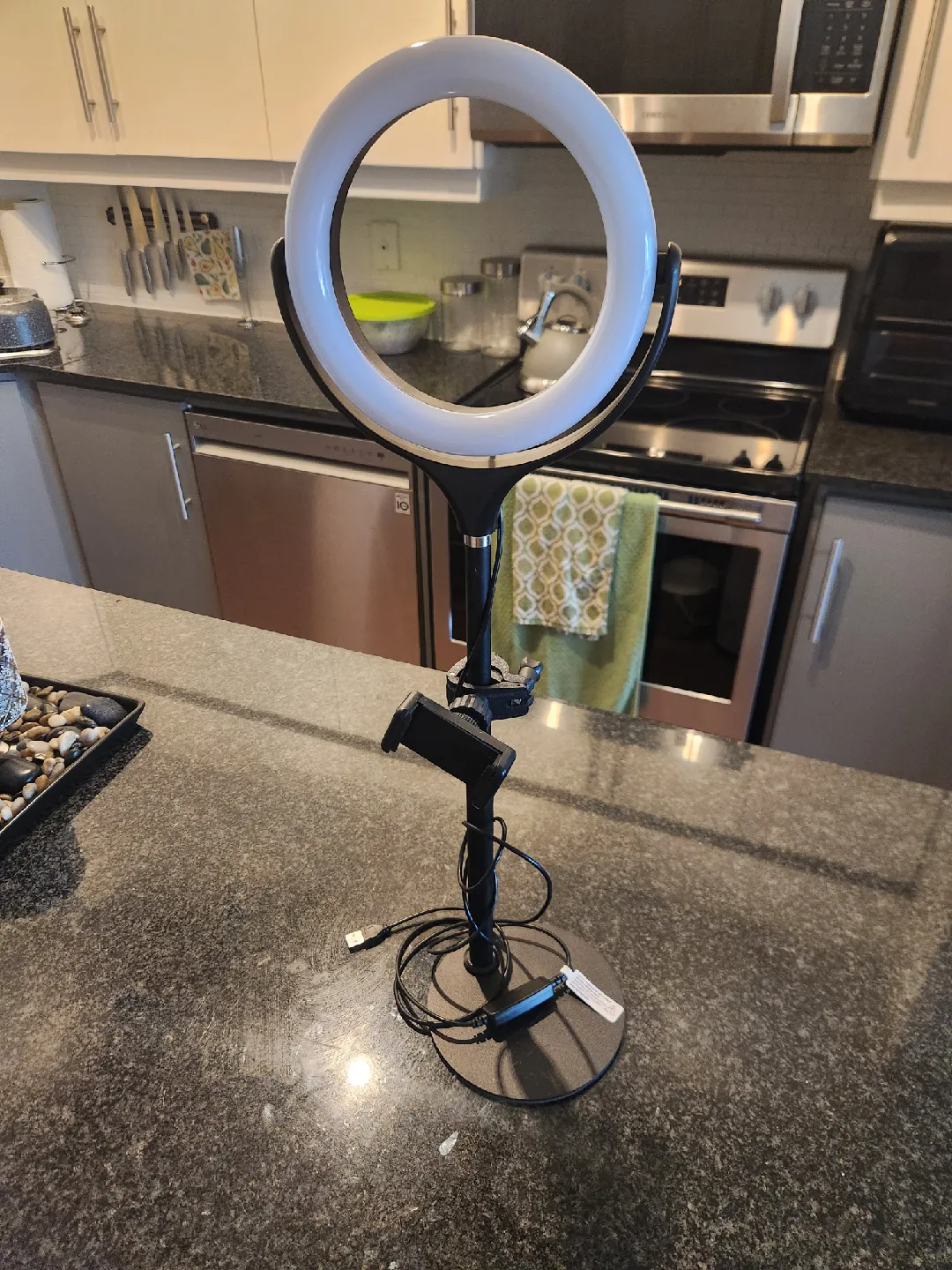 LED Ring Light with Phone Holder 🧡 thumbnail