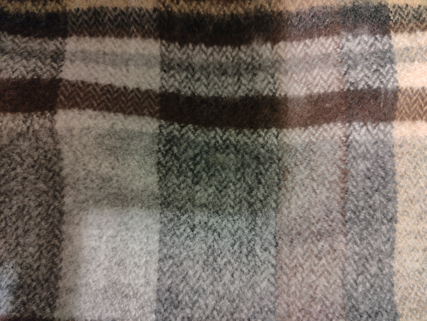Shawls - photo 2
