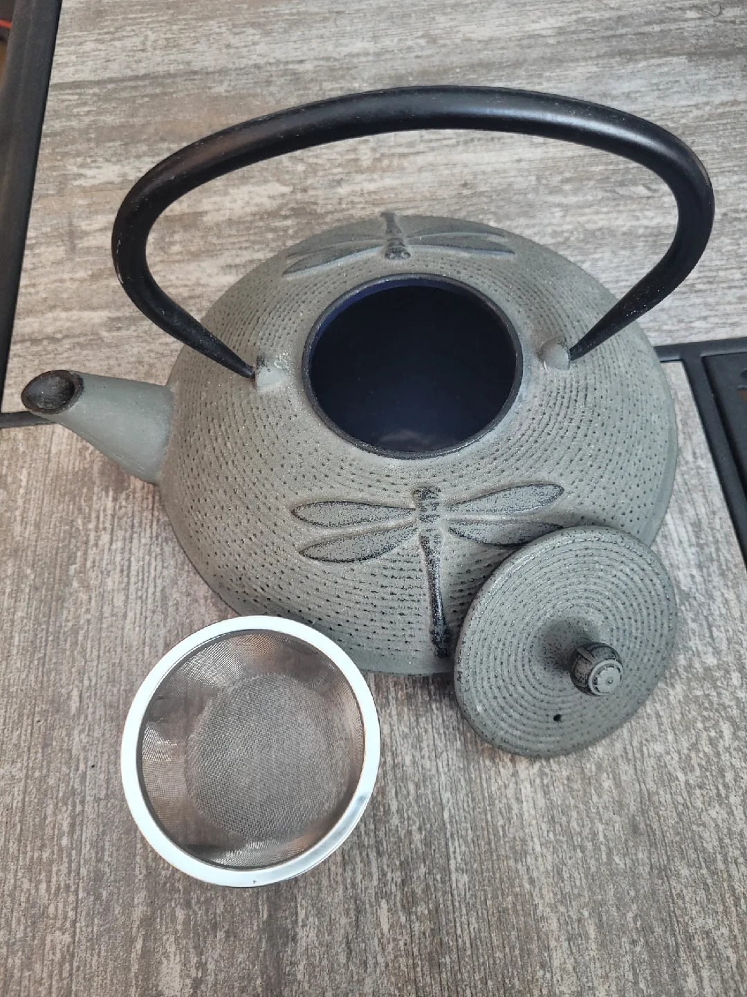 clay teapot in like new condition image indicator(3)