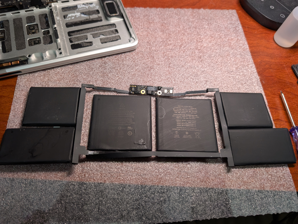 MacBook Pro 2015 (15") Internal battery