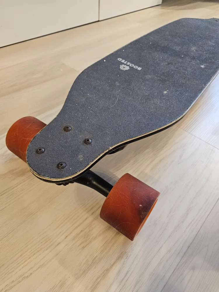Boosted Electric Skateboard image indicator(6)