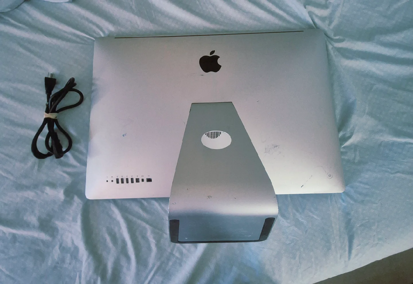 Apple iMac 27" Big Hard Drive 750. image indicator(3)