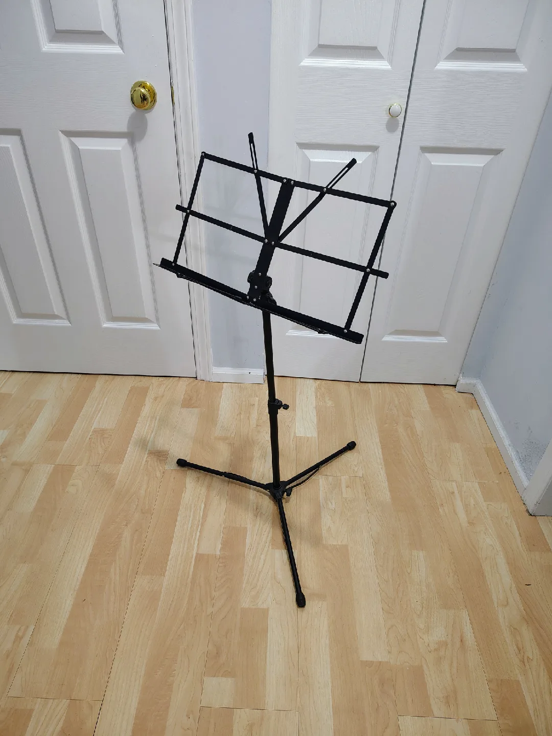 Black Music Sheet Stand with Carrying Bag image indicator(2)