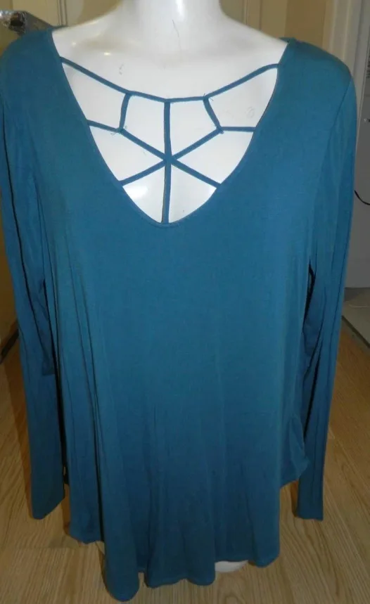 amweican eagle Teal Long Sleeve Top with Cutout Detail..size l thumbnail