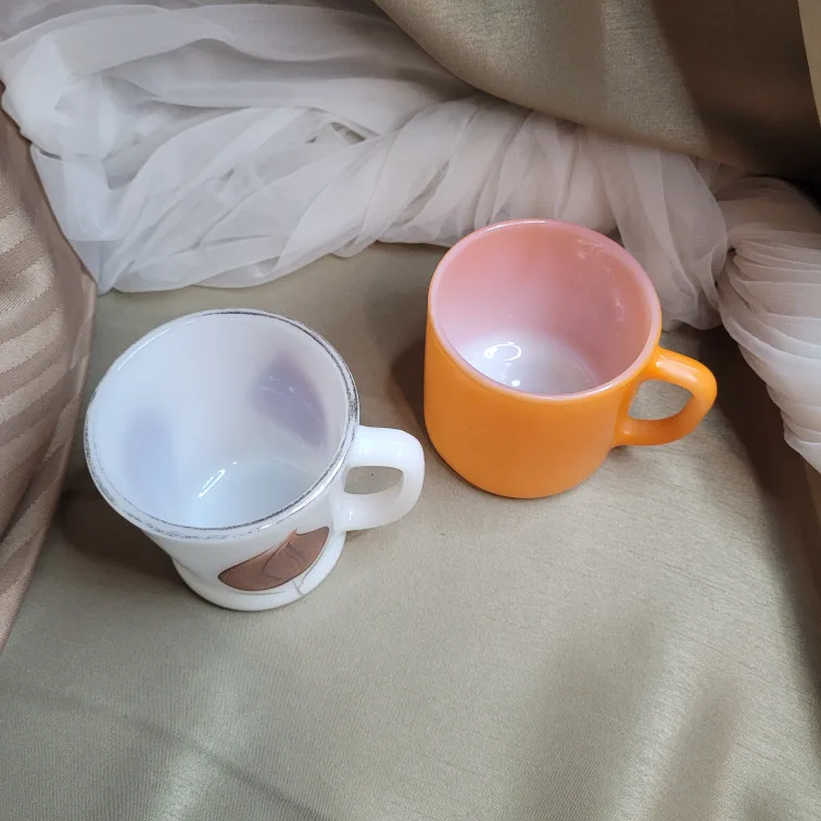 2 Vintage Glass Mugs Anchor Hocking FireKing & Federal Glass image indicator(5)