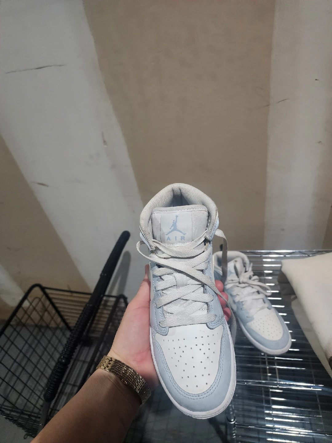 Nike Air Jordan 1 Mid Ice Blue - photo 4