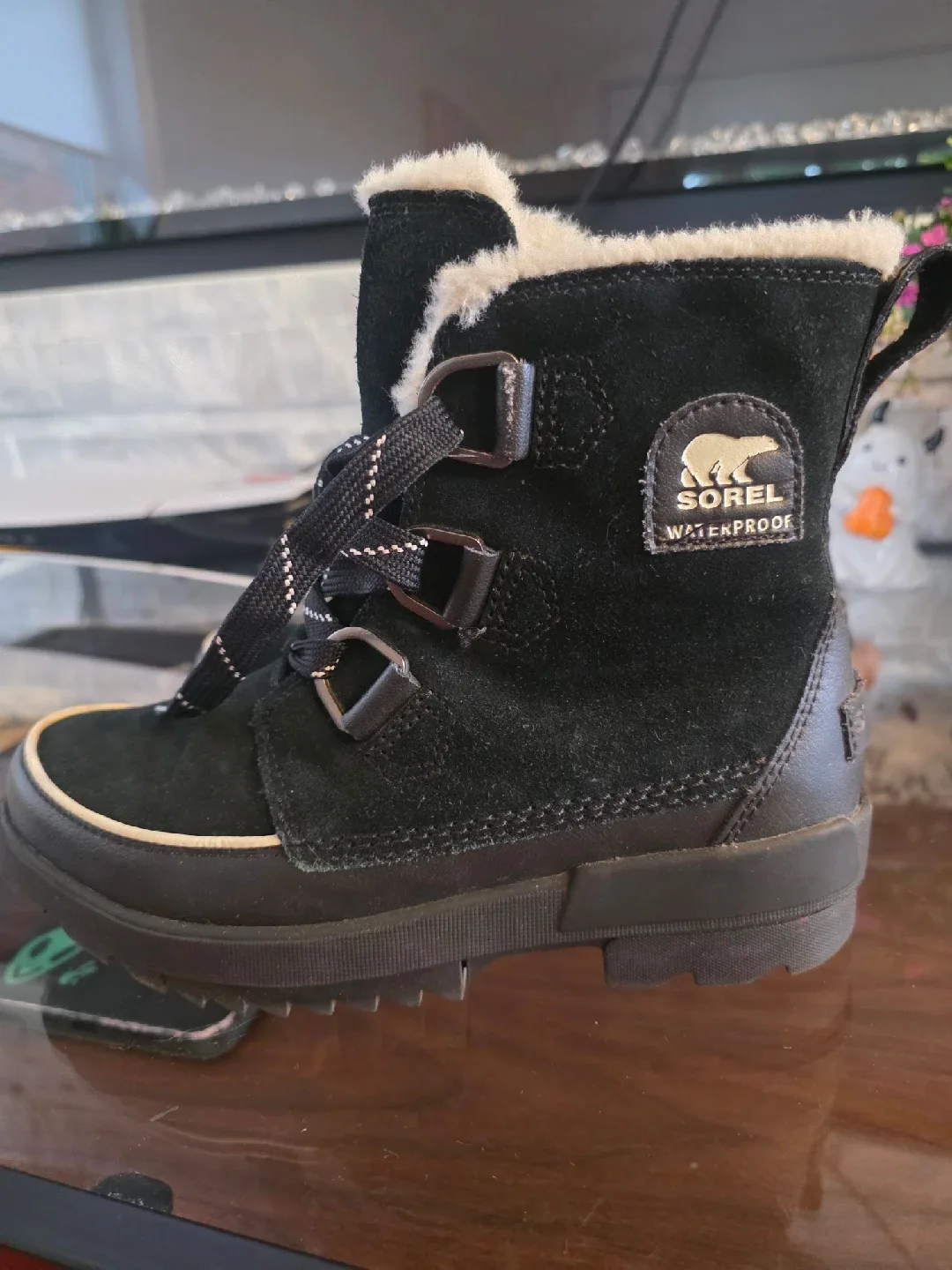 Sorel Waterproof Black Boots - Women's Size 7.5