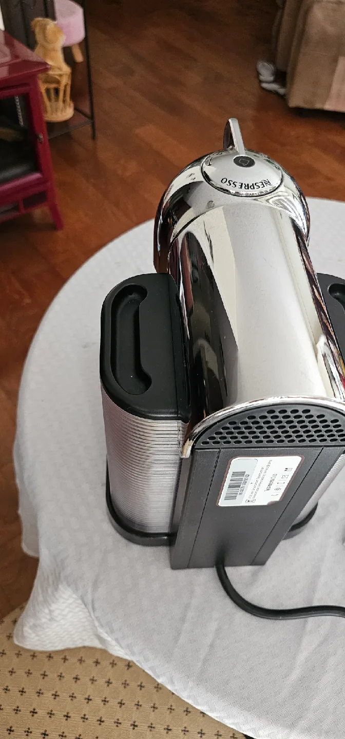 Nespresso Vertuo Next Coffee Machine by Breville image indicator(3)