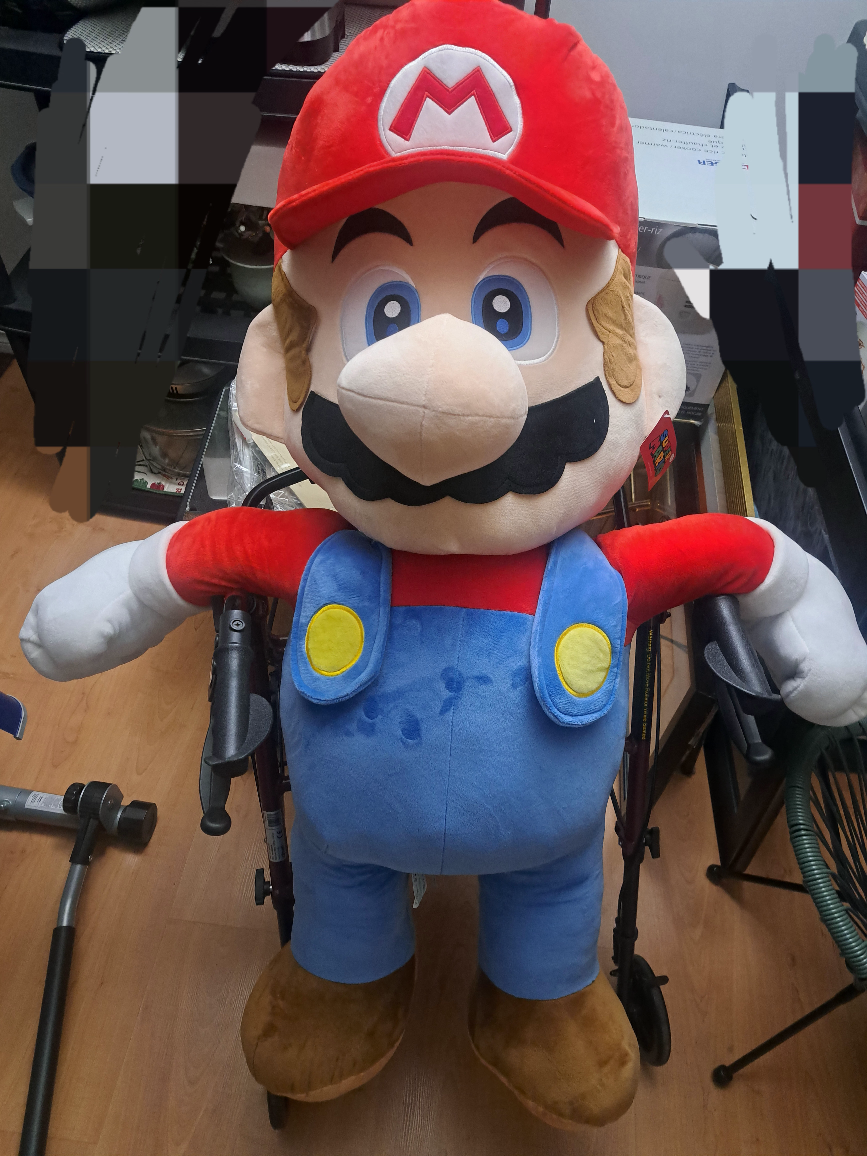Giant Mario stuffed animal collectible - 3 foot 7 inch tall - photo 2