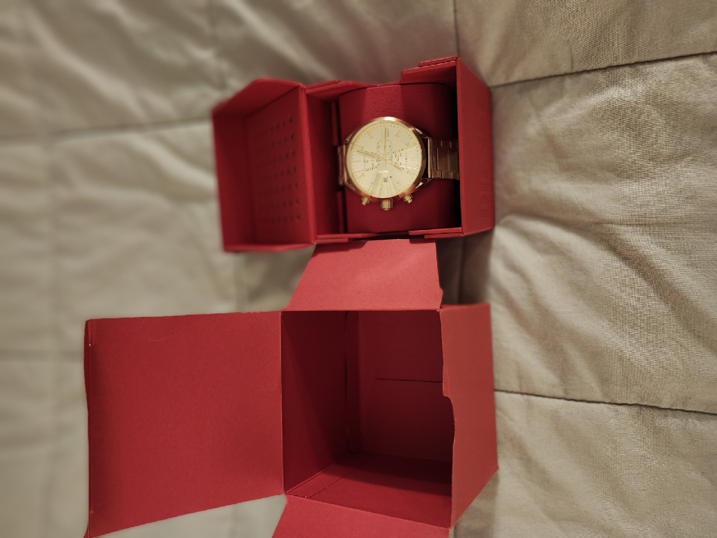 DIESEL - MEN'S NEW WITH TAGS - Gold tone chronograph watch - photo 5
