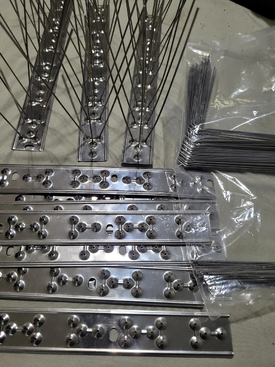 Bird Spikes Stainless Steel, 10 ft Coverage