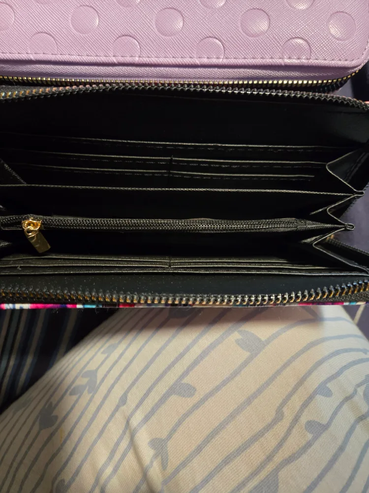 Floral Pattern Wallet with Wrist Strap image indicator(2)