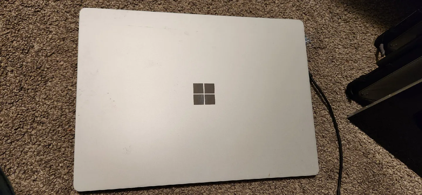 Microsoft Surface Laptop, Intel i5, 16GB RAM 🧡 image indicator(2)