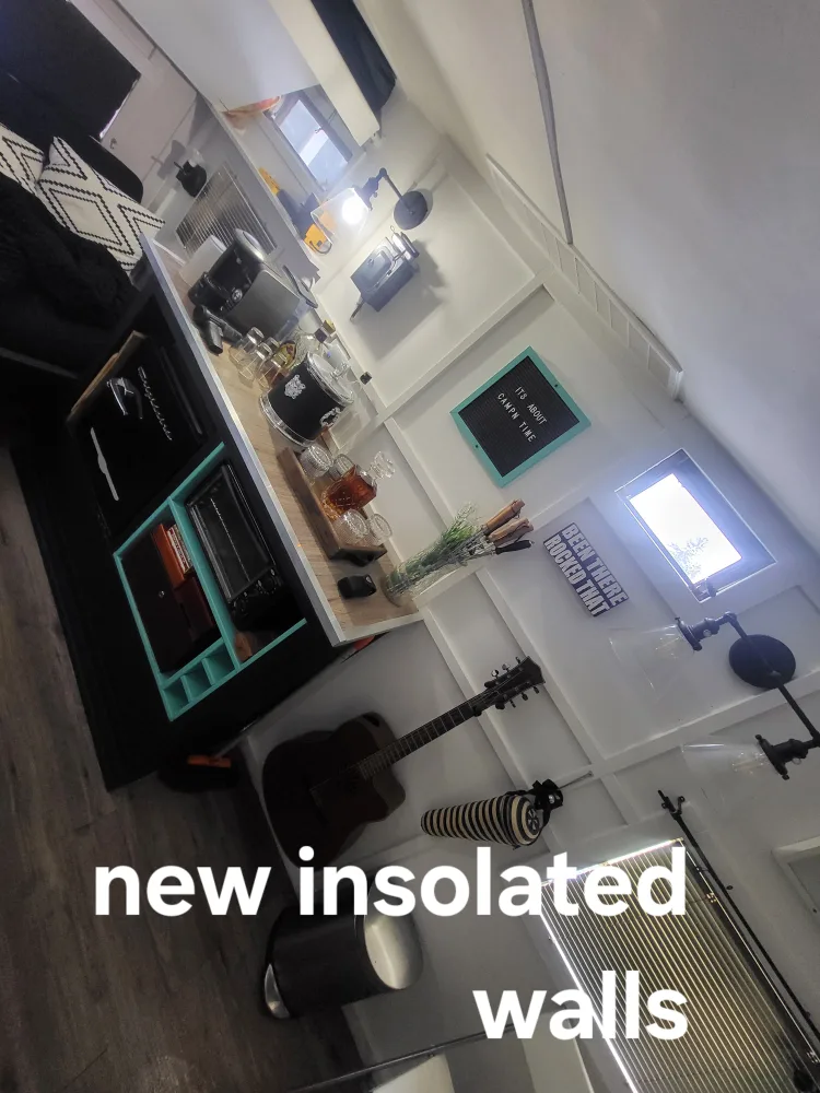 Restored 16ft Vintage Travel Trailer image indicator(7)