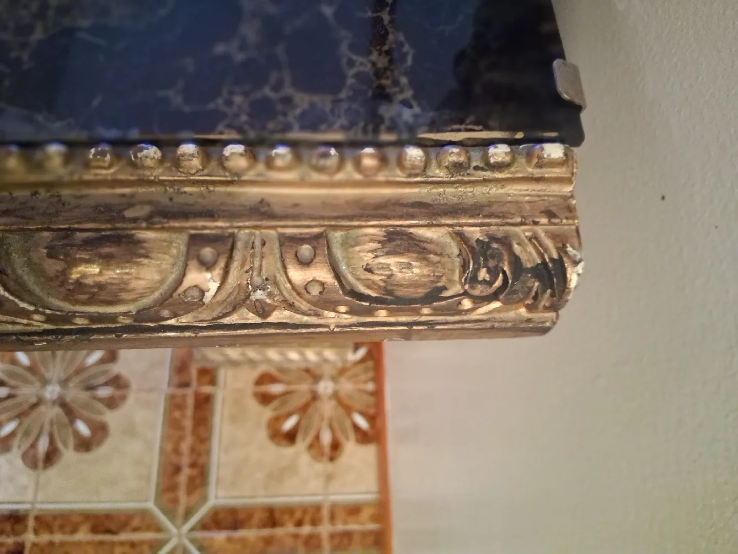 Hollywood Regency Half Moon Table image indicator(2)