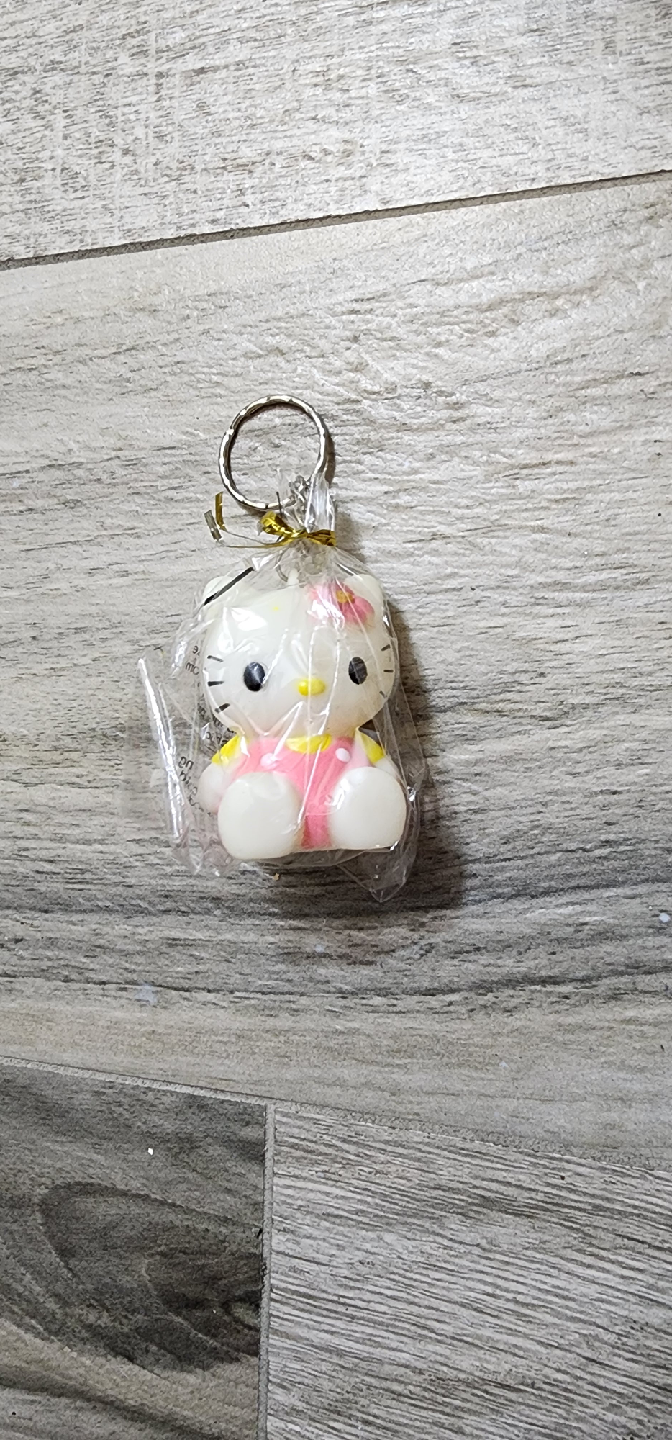 Hello Kitty Figurine Keychain - New