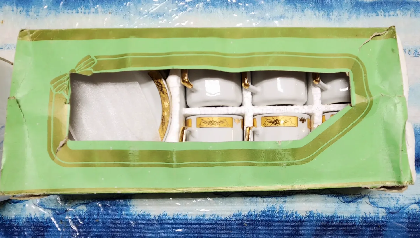 brand new TurkishTea Cup Set - White and Gold image indicator(3)